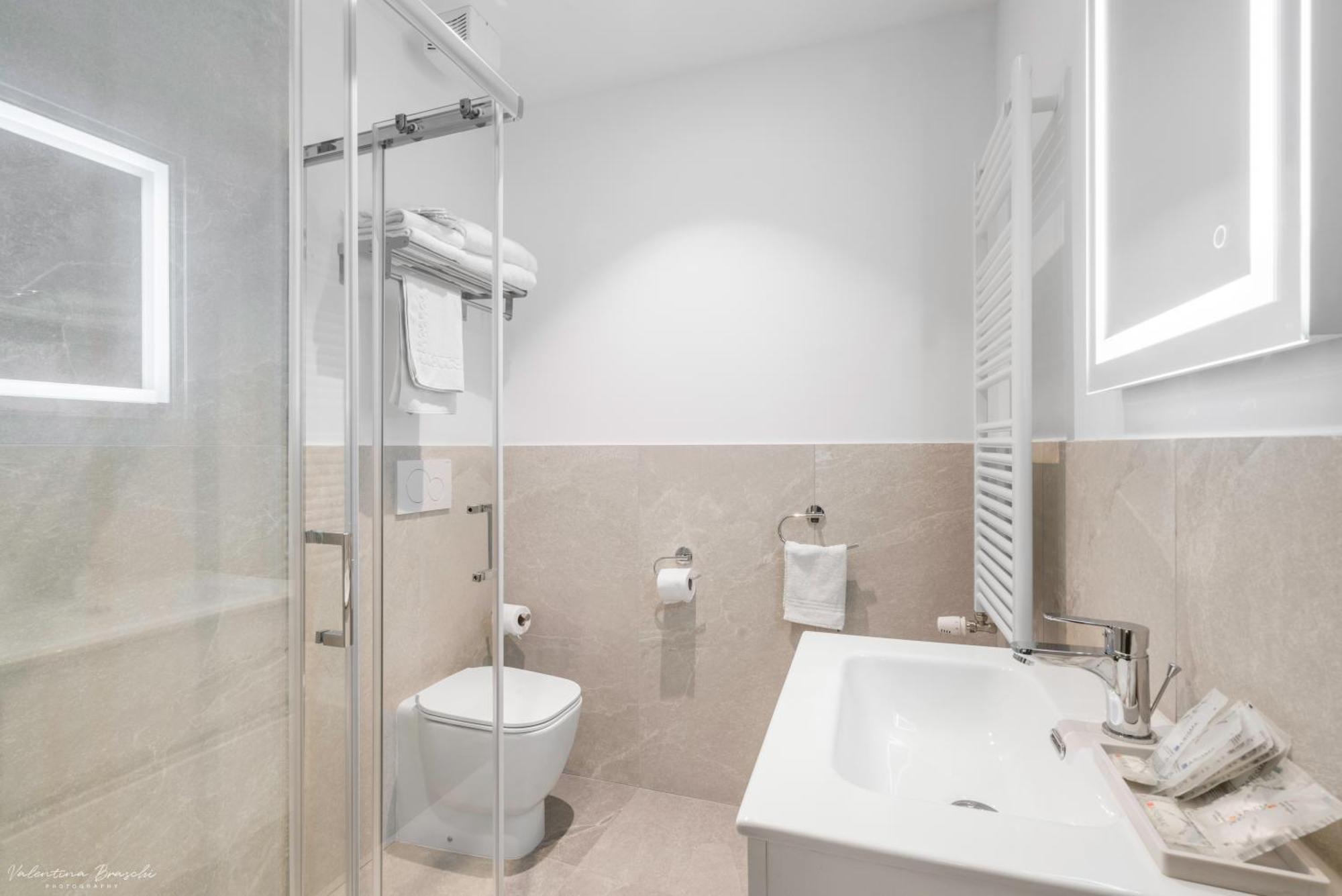 Hotel Adamas Флоренція Екстер'єр фото